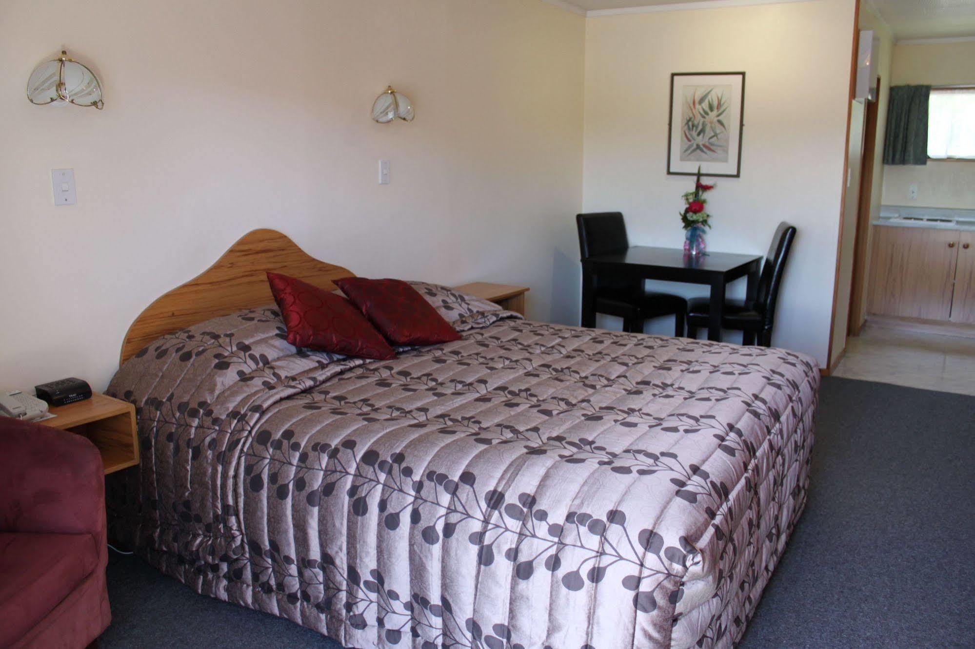 Cherry Court Motor Lodge Whangarei Esterno foto