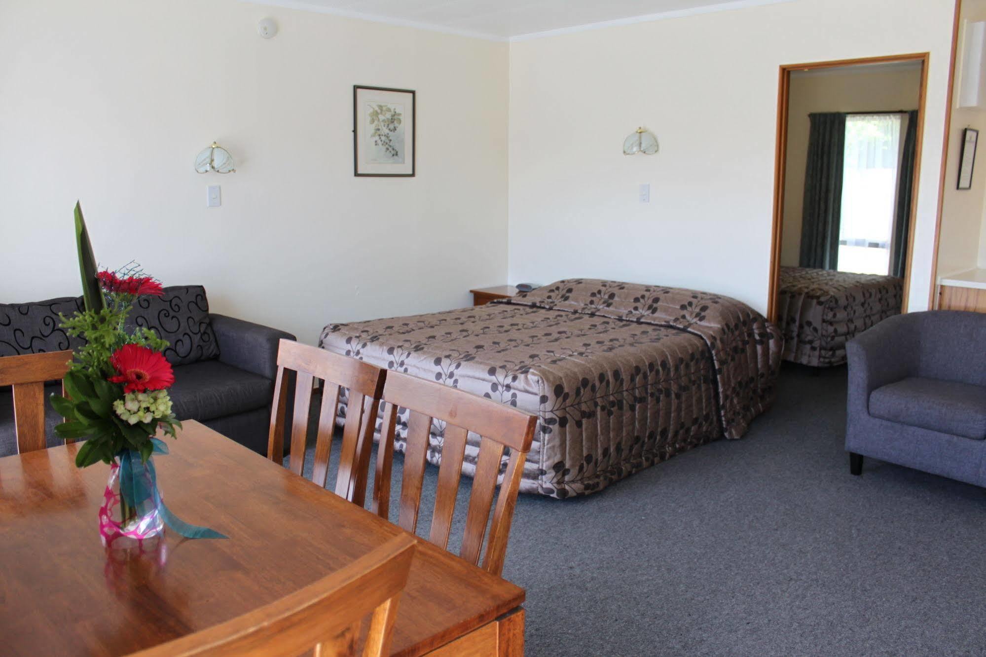 Cherry Court Motor Lodge Whangarei Esterno foto