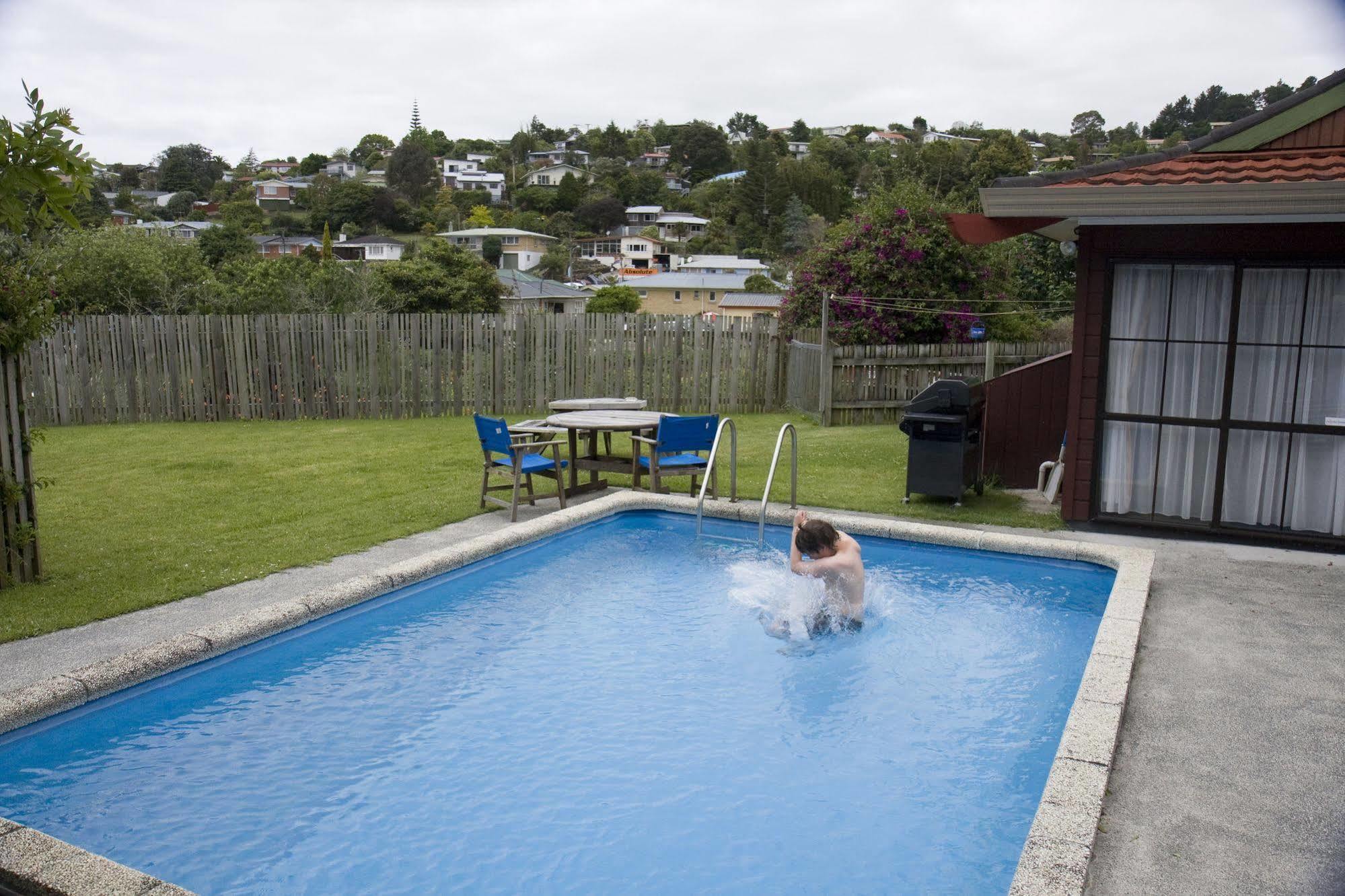 Cherry Court Motor Lodge Whangarei Esterno foto
